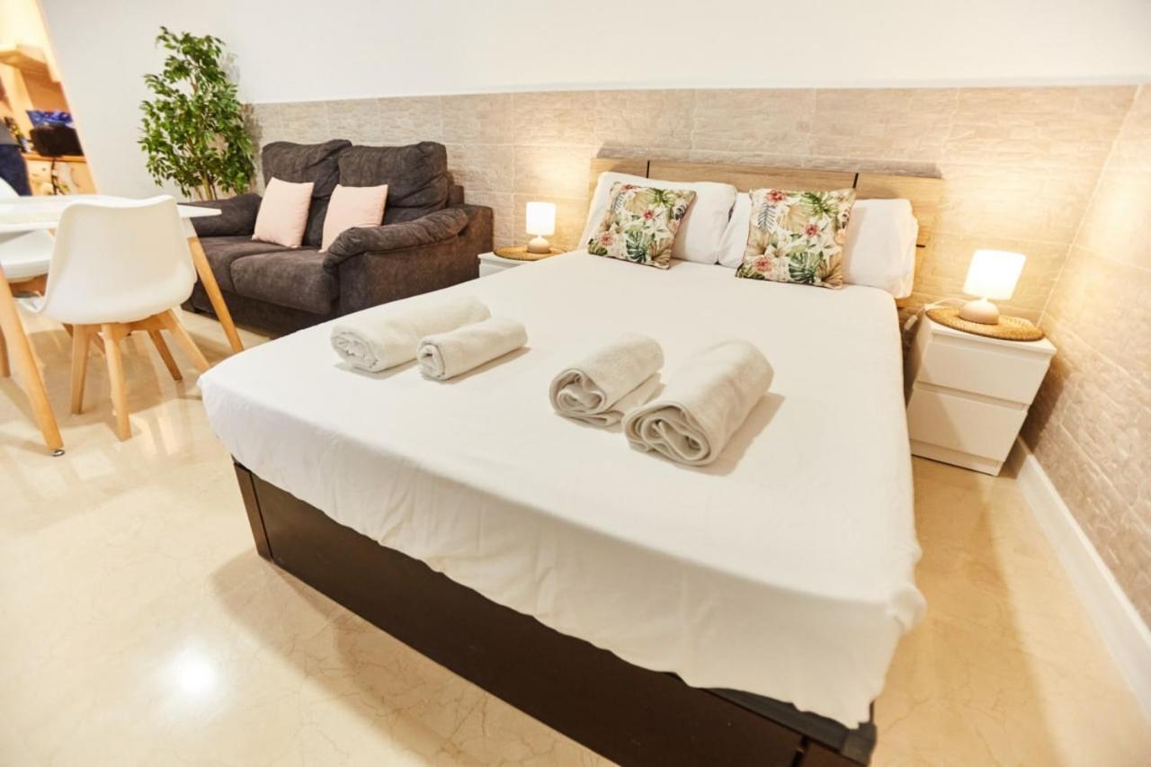 Charming House - Calm And Comfort In The Center Sevilla Eksteriør bilde