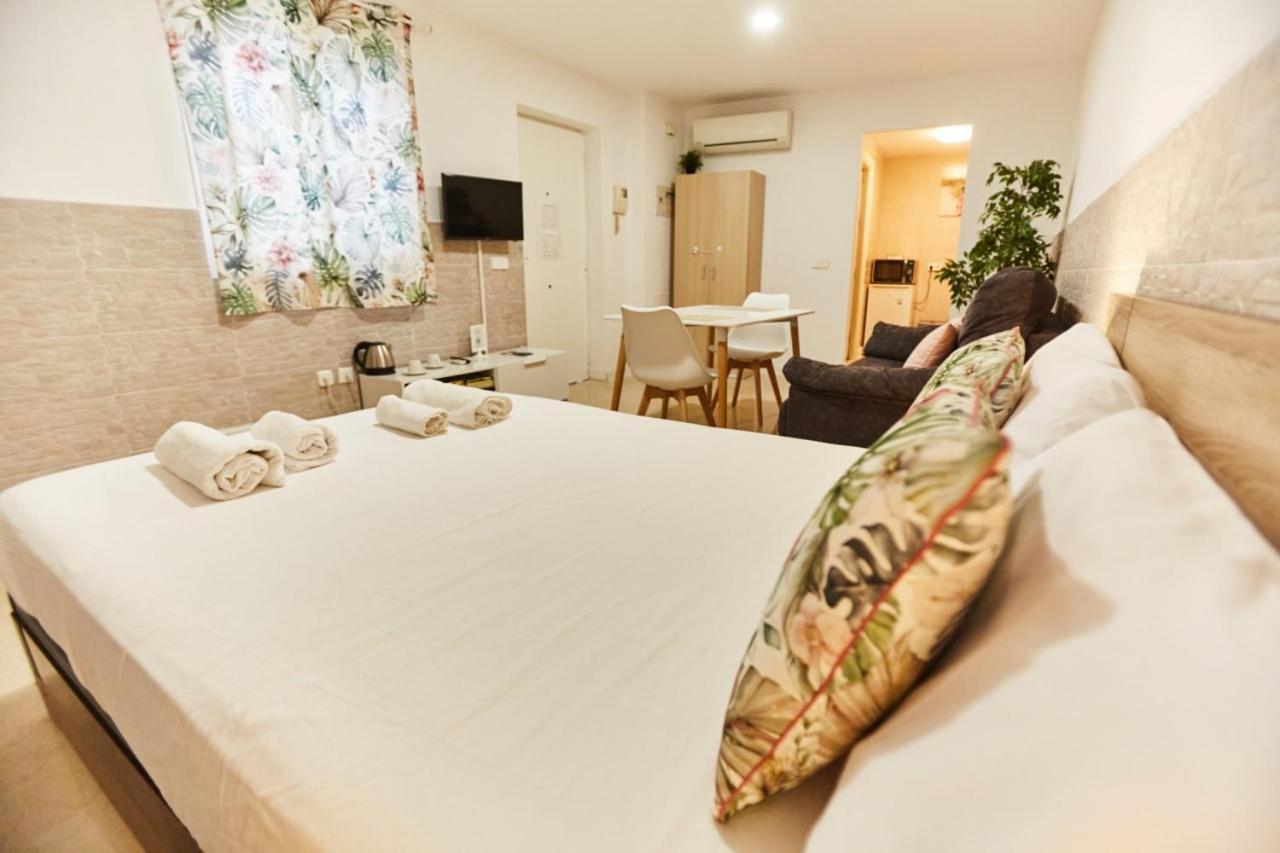 Charming House - Calm And Comfort In The Center Sevilla Eksteriør bilde