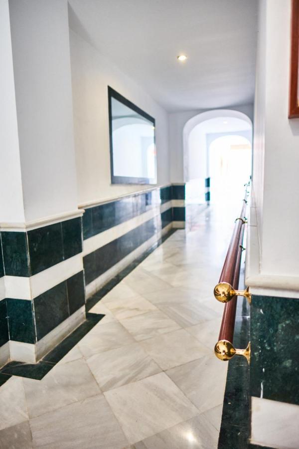 Charming House - Calm And Comfort In The Center Sevilla Eksteriør bilde
