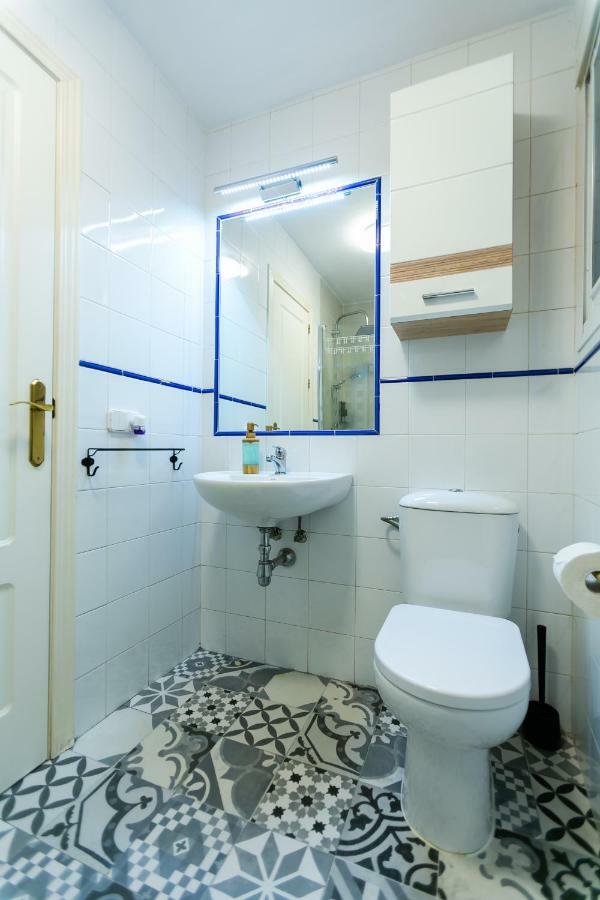 Charming House - Calm And Comfort In The Center Sevilla Eksteriør bilde